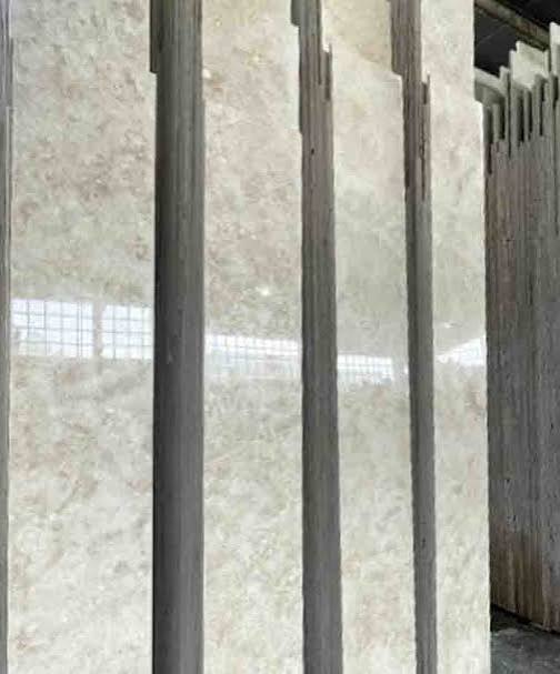 تصویر 5 از سنگ تراورتن زمینه روشن ابرکوه اکثرا شمش + فروش ویژه